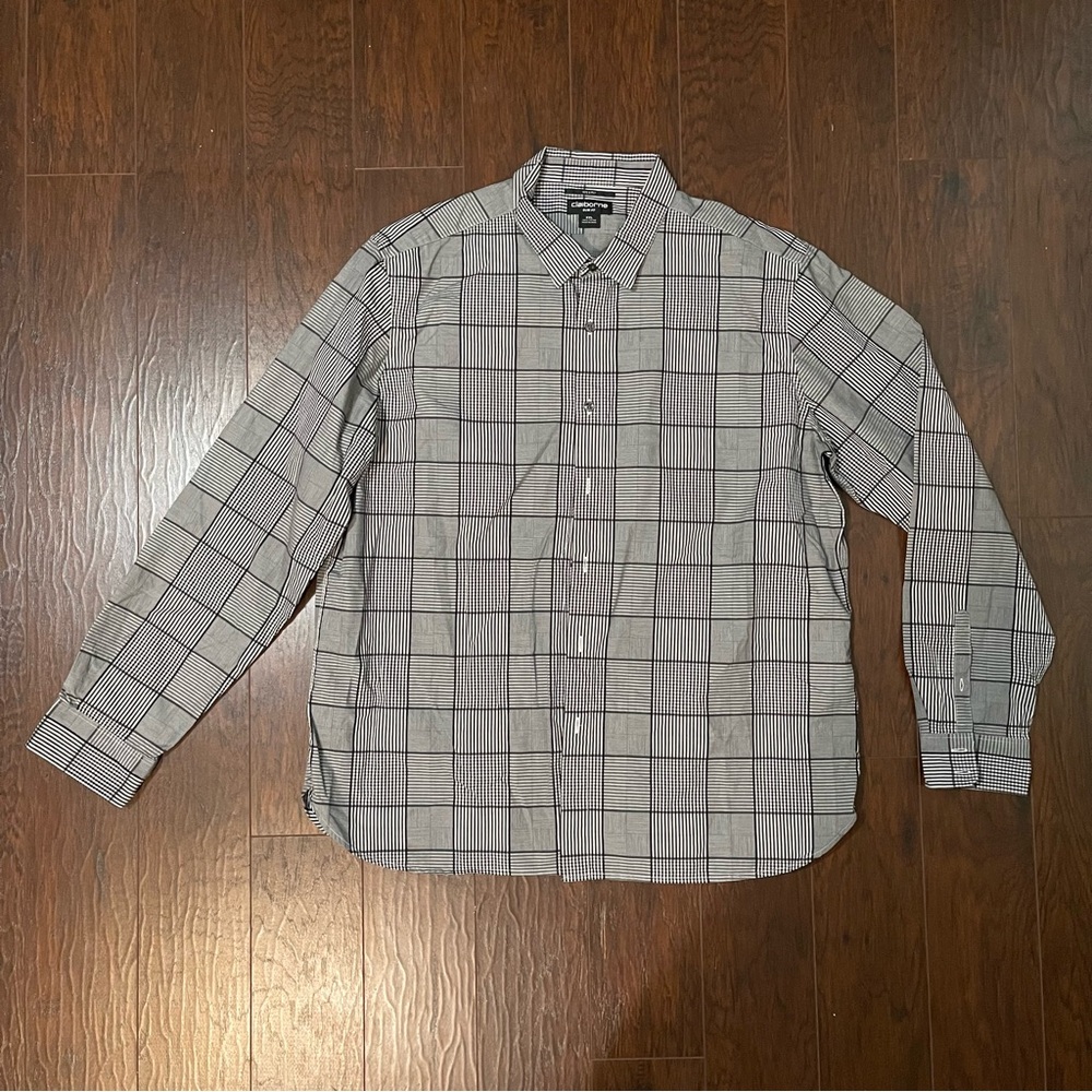 Men’s Plaid Button-Down